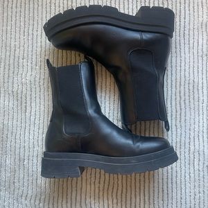 Black leather lug Chelsea boot